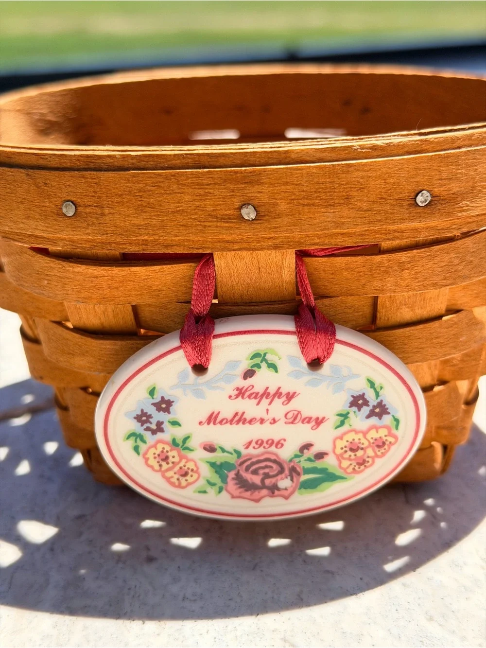 Longaberger 1998 Mothers Day Rings & Things Basket+Pottery Tie On